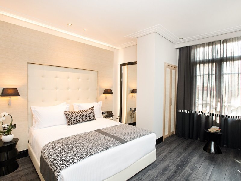 Antigon Urban Chic Hotel 32