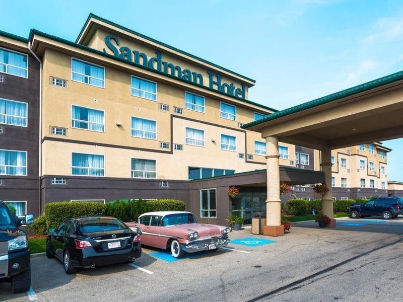 Sandman Hotel Red Deer 1
