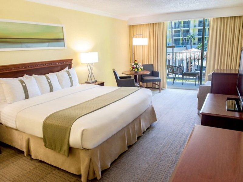 Holiday Inn Resort Aruba - Beach Resort & Casino 45 - Room Example