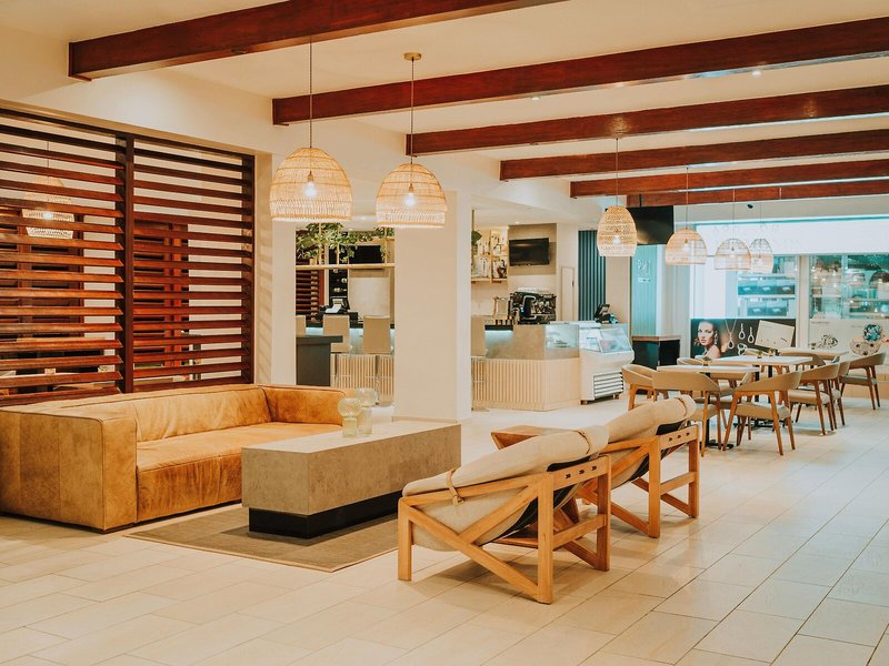 Holiday Inn Resort Aruba - Beach Resort & Casino 22 - Lounge / Lobby