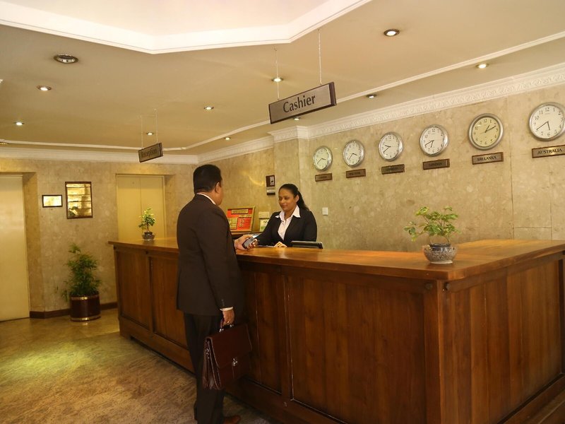 Hotel Sapphire 7