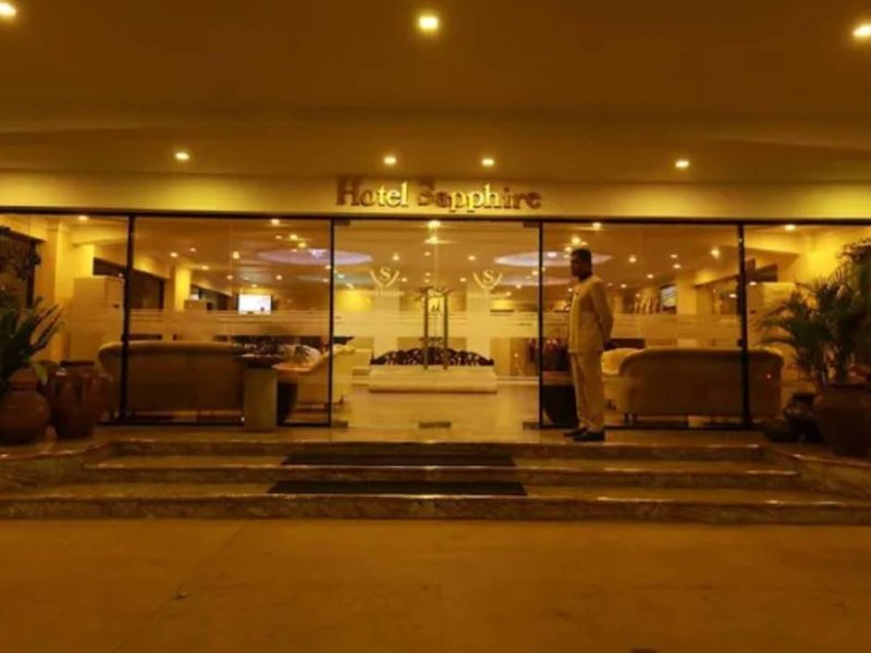 Hotel Sapphire 8