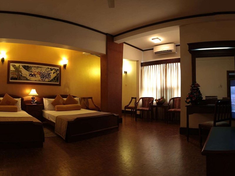 Hotel Sapphire 17