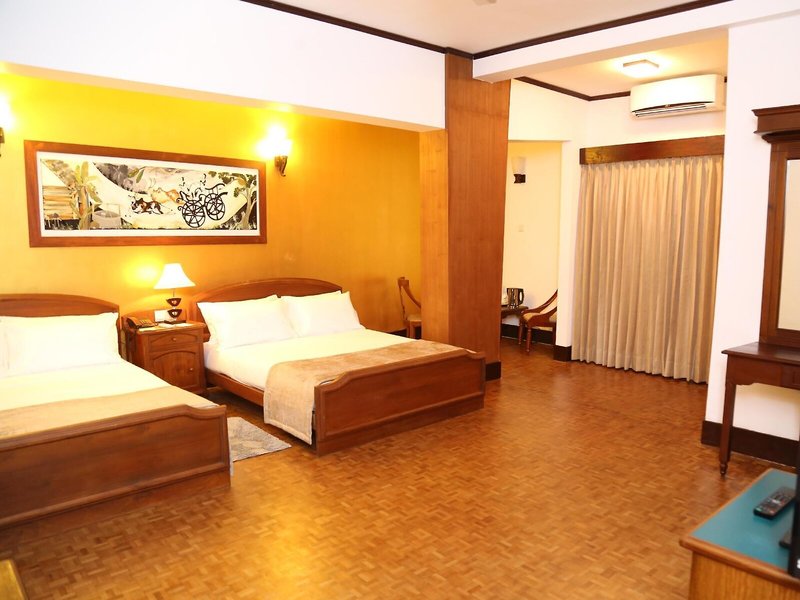 Hotel Sapphire 18