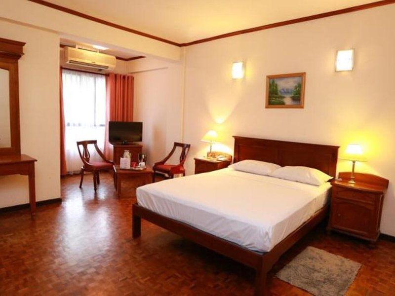 Hotel Sapphire 19