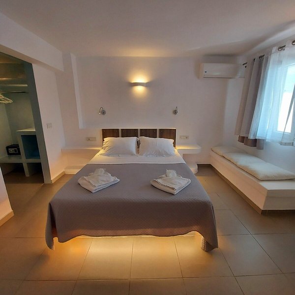 Ambience Suites 25