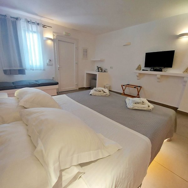 Ambience Suites 34