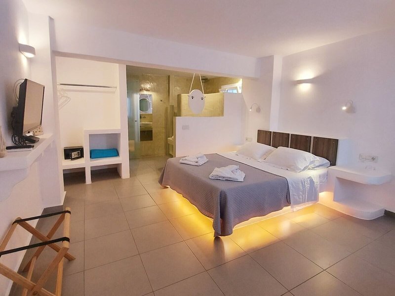 Ambience Suites 45
