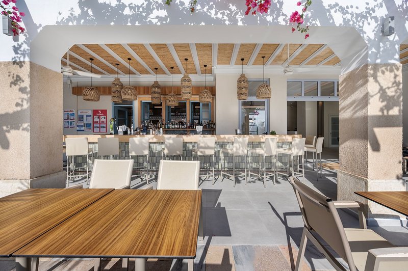 Mythos Suites Hotel & Apartments 5