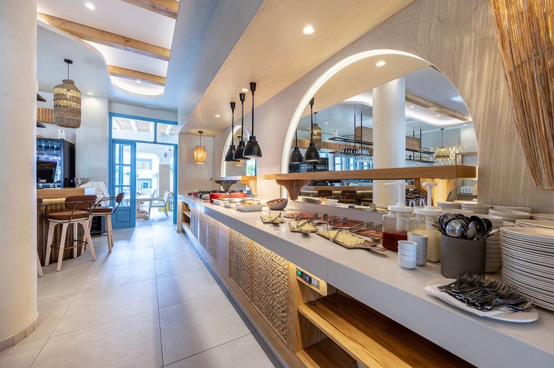 Mythos Suites Hotel & Apartments 25
