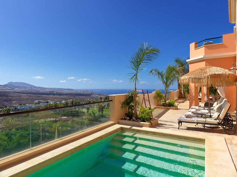 Royal Garden Villas & Spa 1