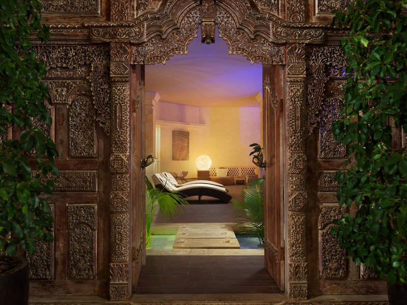 Royal Garden Villas & Spa 24