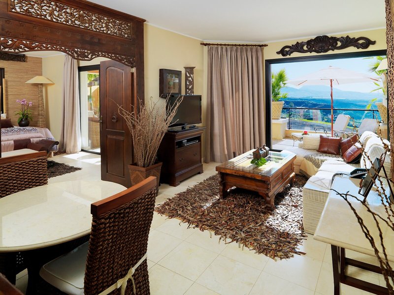 Royal Garden Villas & Spa 34