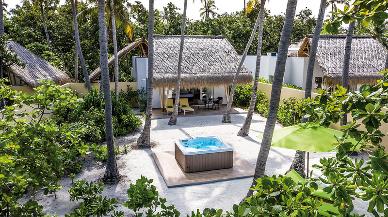 Emerald Maldives Resort & Spa 9
