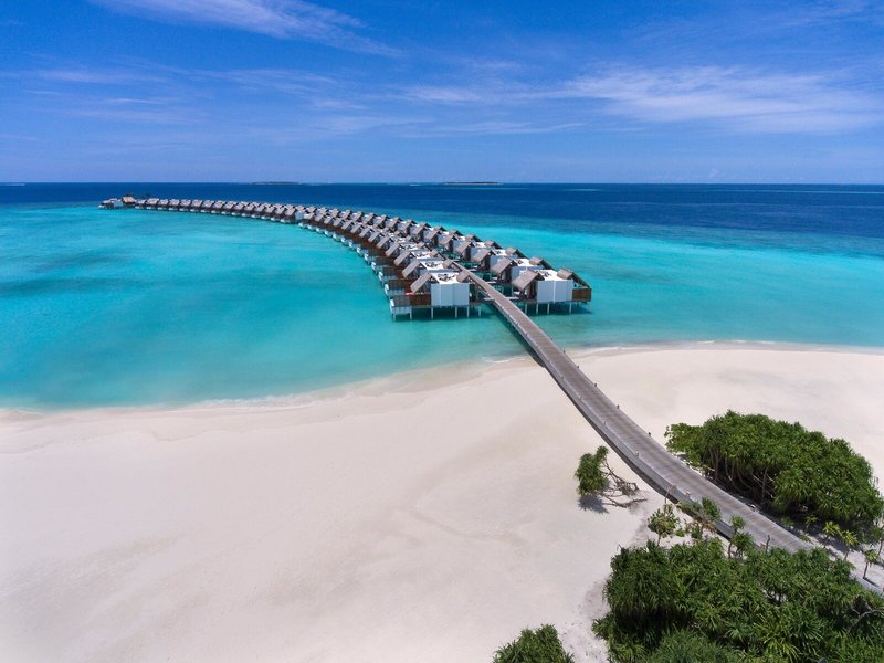 Emerald Maldives Resort & Spa 10