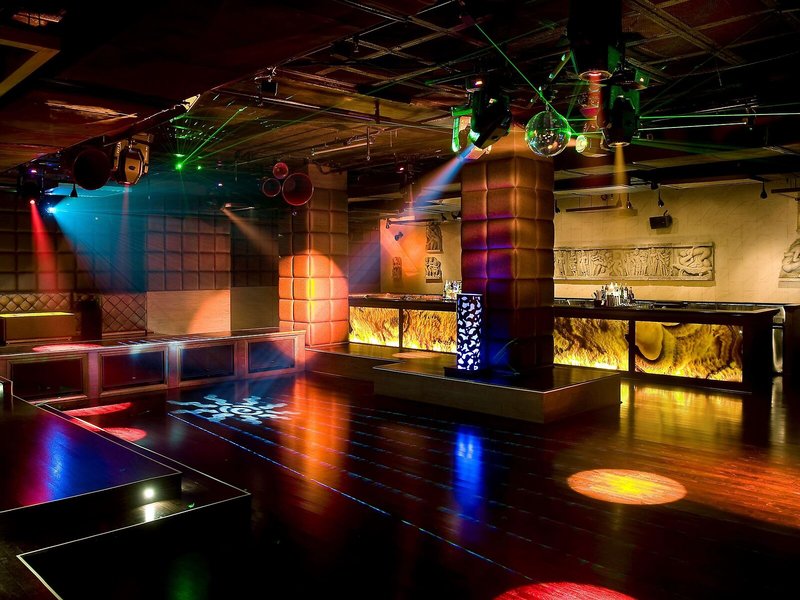 The LaLit New Delhi 36