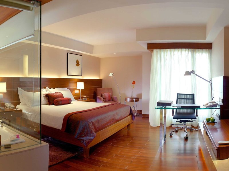 The LaLit New Delhi 41