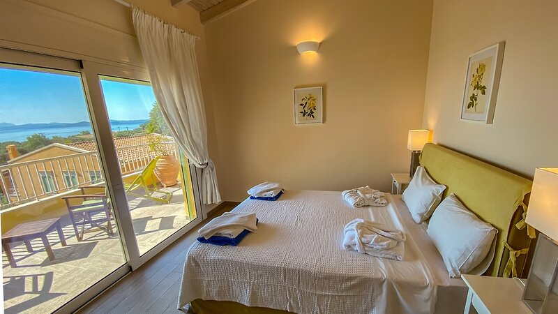 La Riviera Barbati Pool Residence 10 - Room Example
