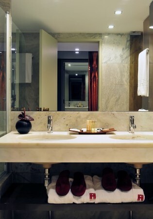 Altis Grand Hotel  9