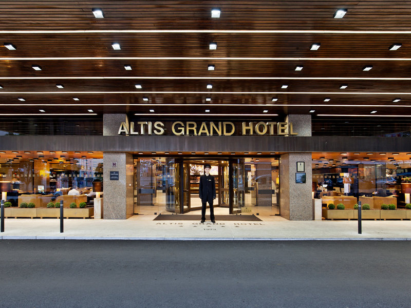 Altis Grand