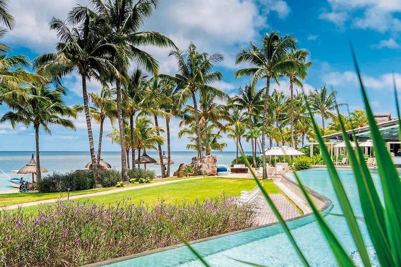 Victoria for 2 Beachcomber Resort & Spa 5