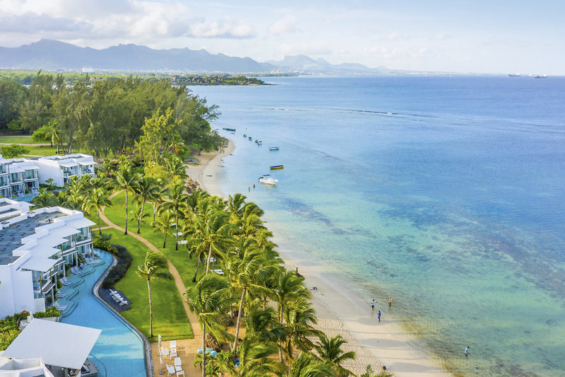 Victoria for 2 Beachcomber Resort & Spa 3