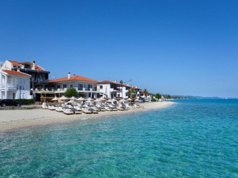 Adriana Beach 2