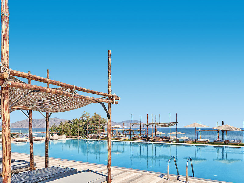 La Mer Resort & Spa 9