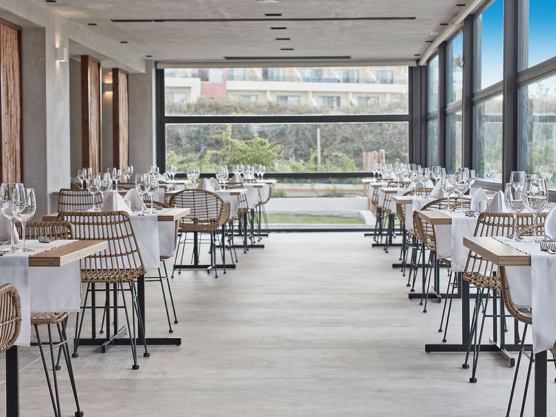 La Mer Resort & Spa 11