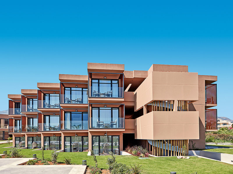 La Mer Resort & Spa 12