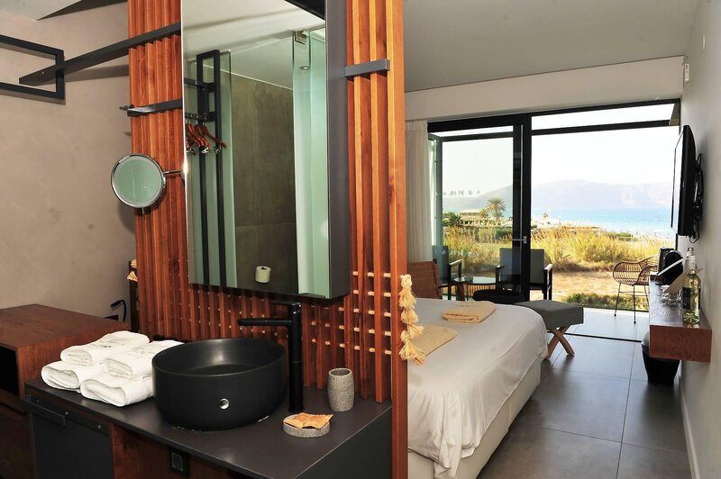 La Mer Resort & Spa 35
