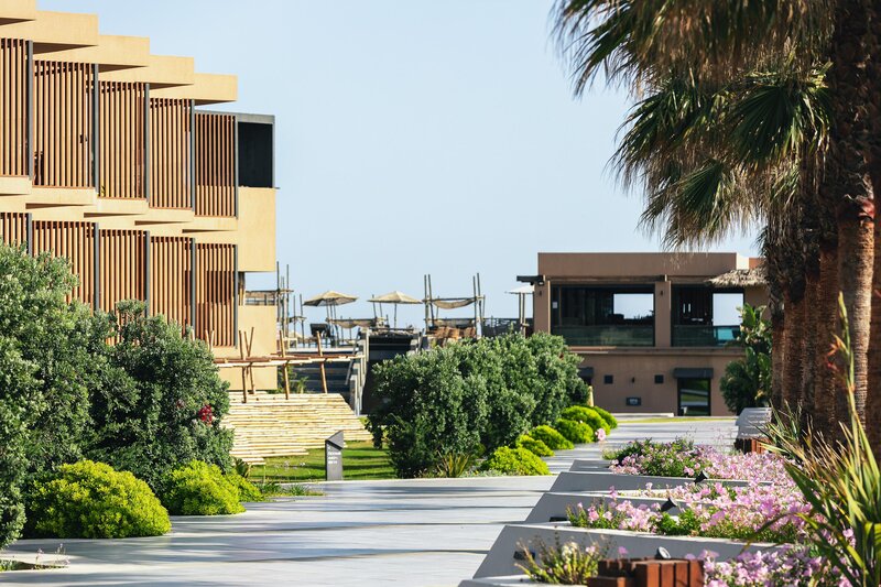 La Mer Resort & Spa 38
