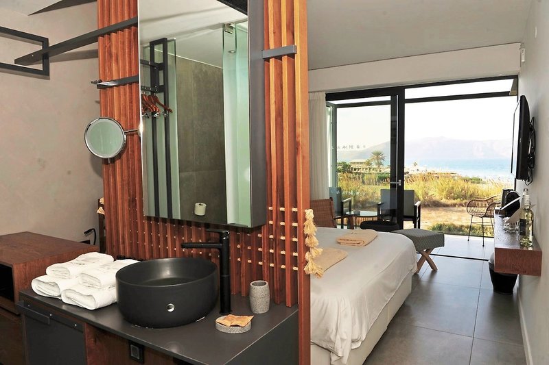 La Mer Resort & Spa 12