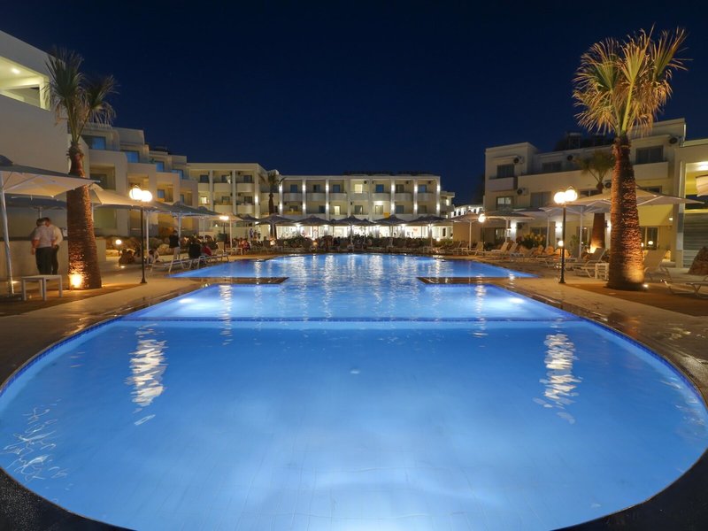 Bomo Rethymno Beach 3