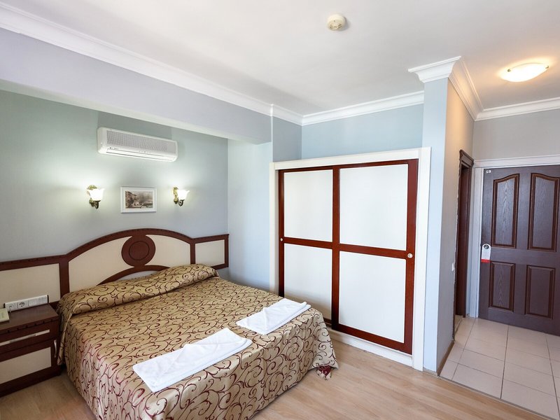 Günes Hotel 4