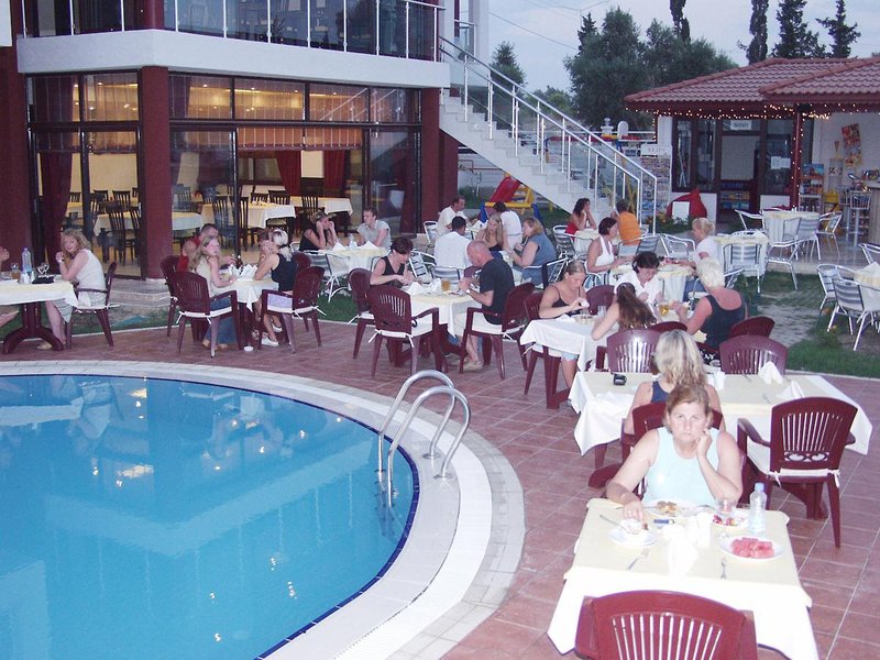 Carna Garden 8