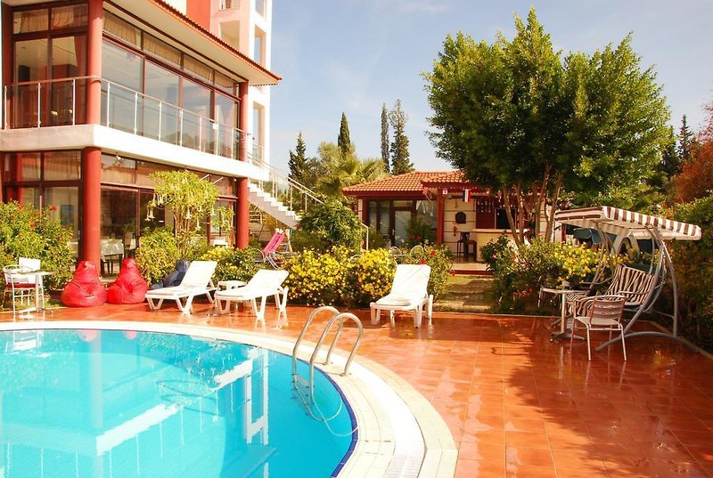 Carna Garden 3