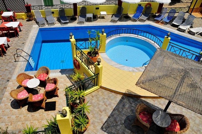Ariadni Palace 2