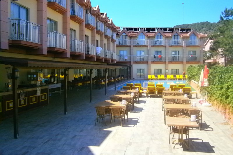 Grand Nar Hotel 13