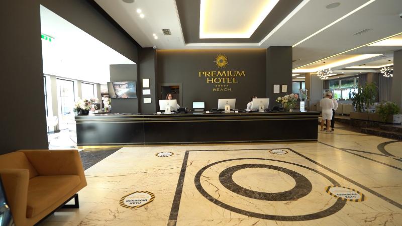 Premium Hotel Beach 2