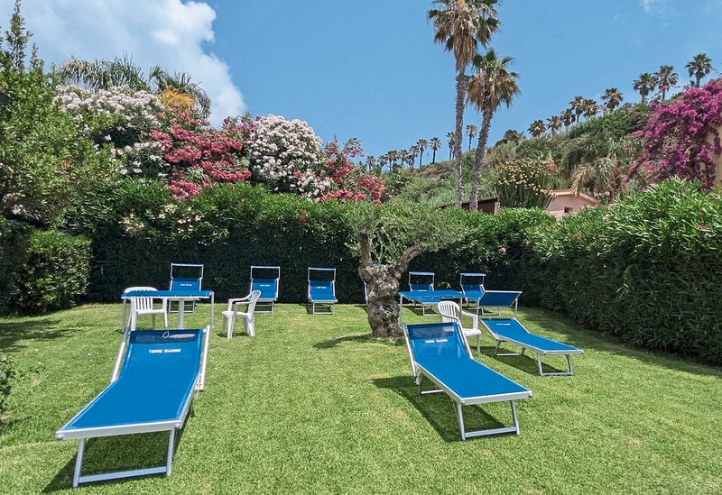 Hotel Club Torre Marino 9