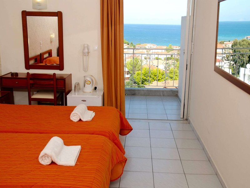 Captains & Commodore & Admiral Complex 6