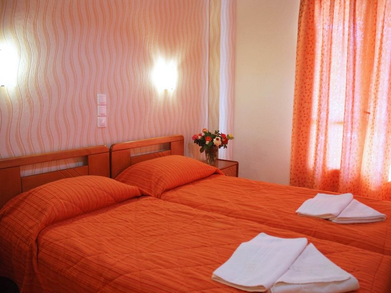 Captains & Commodore & Admiral Complex 11