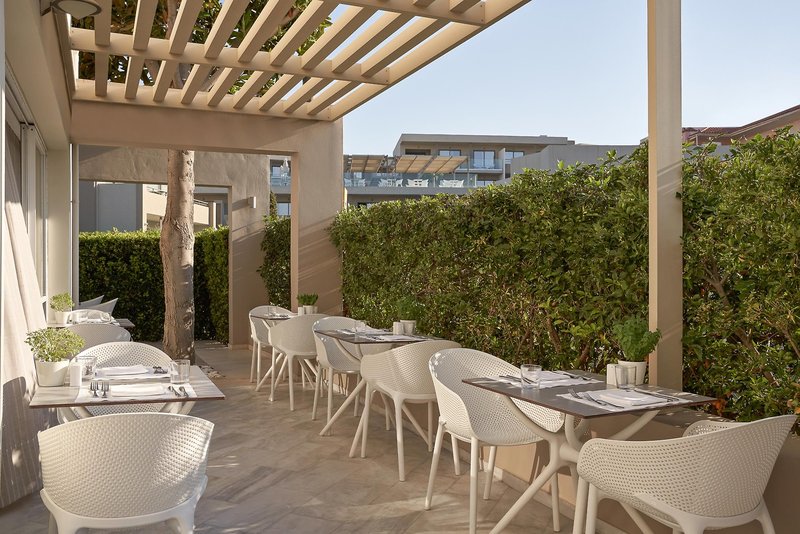 Atlantica Amalthia Beach Hotel 17