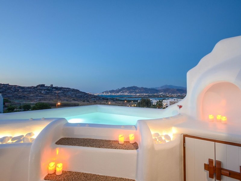 Naxos Euphoria Suites 12