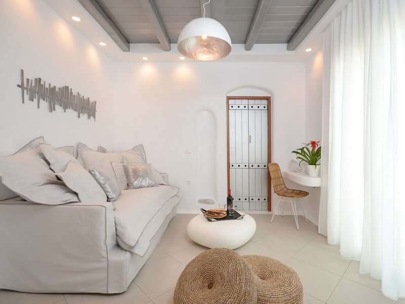 Naxos Euphoria Suites 30