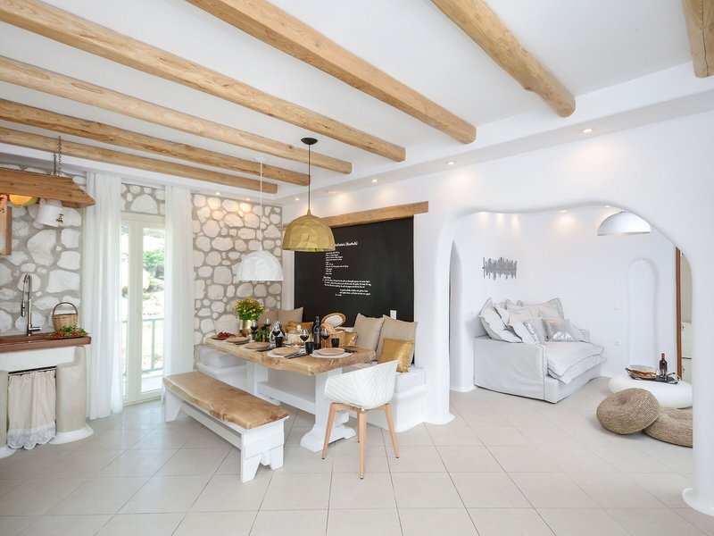 Naxos Euphoria Suites 35