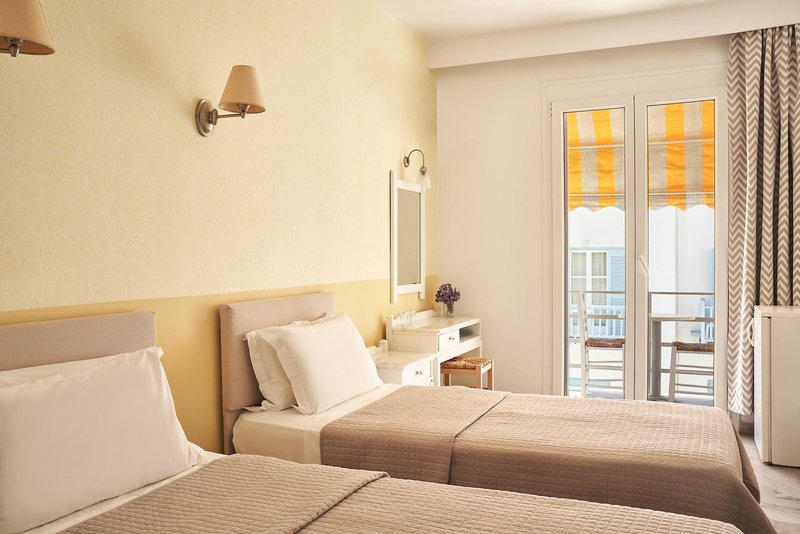 Polos Hotel Paros 11