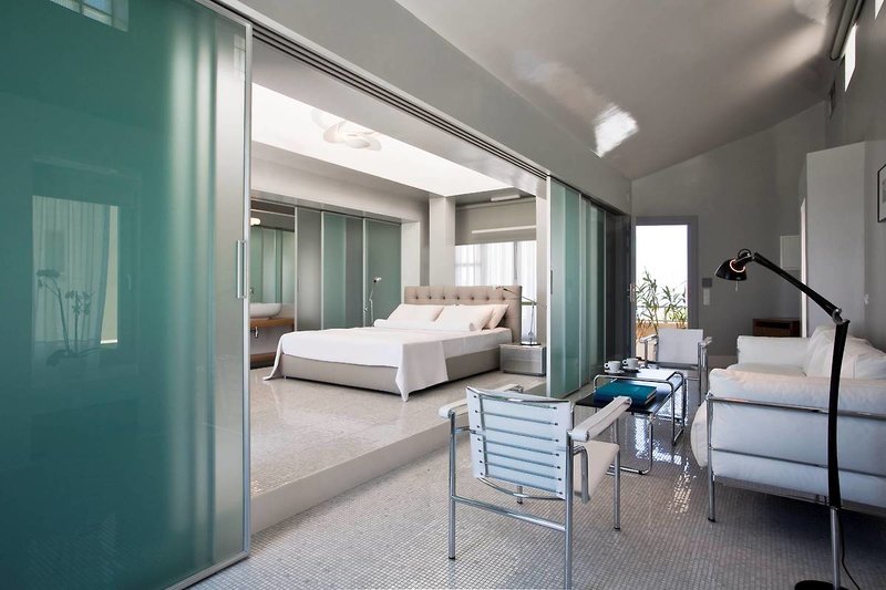 The Majestic Hotel 23