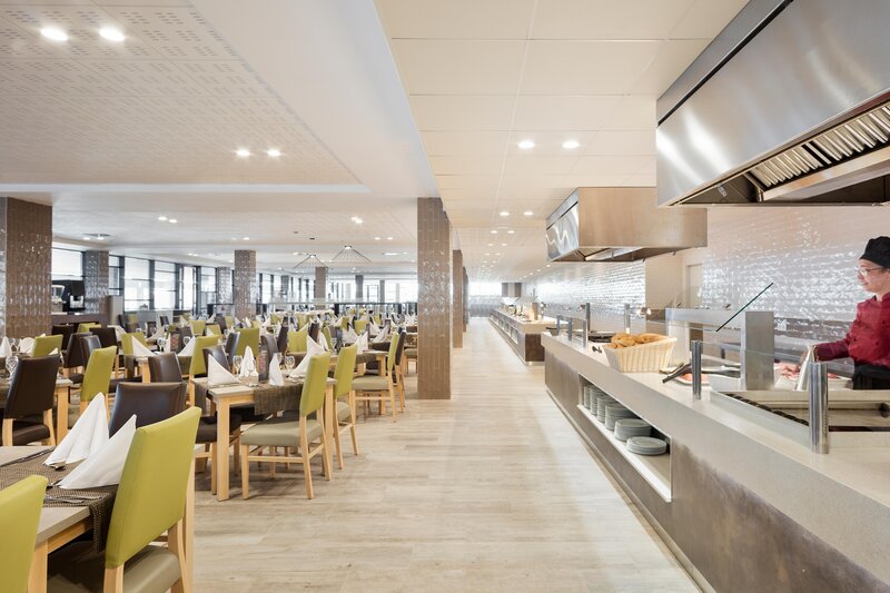 Best Costa Ballena 44